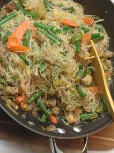 Pancit Bihon Guisado, Filipino Rice Noodles with Vegetables