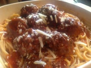 Filipino-style Spaghetti with Meatballs