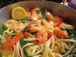 Pasta with Shrimps and Vegetables