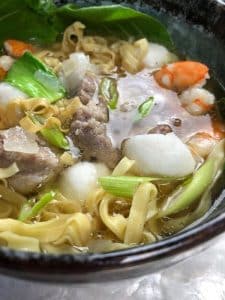 Lomi Noodle Soup with Pork, Shrimps and Vegetables
