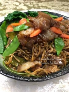 Chinese Noodles with Pork and Vegetables